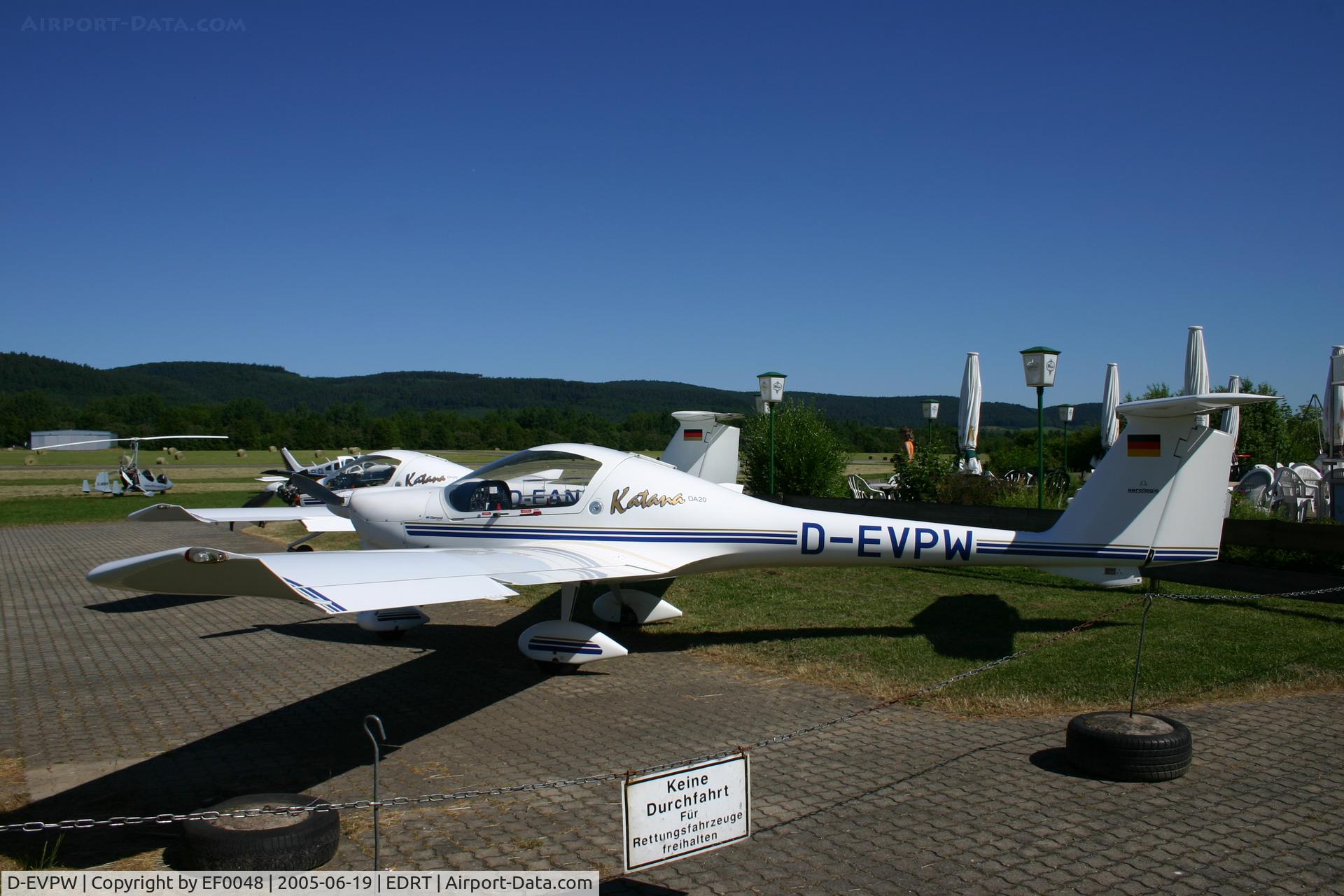 D-EVPW, Diamond DA-20 Katana C/N 20210, Trier Fohren