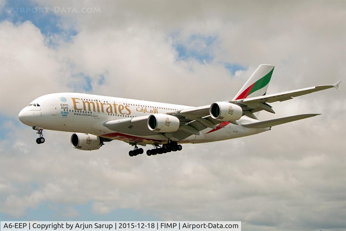 A6-EEP, 2013 Airbus A380-861 C/N 138, Flight No. EK701 from Dubai about to land on rwy 14 at Plaisance.