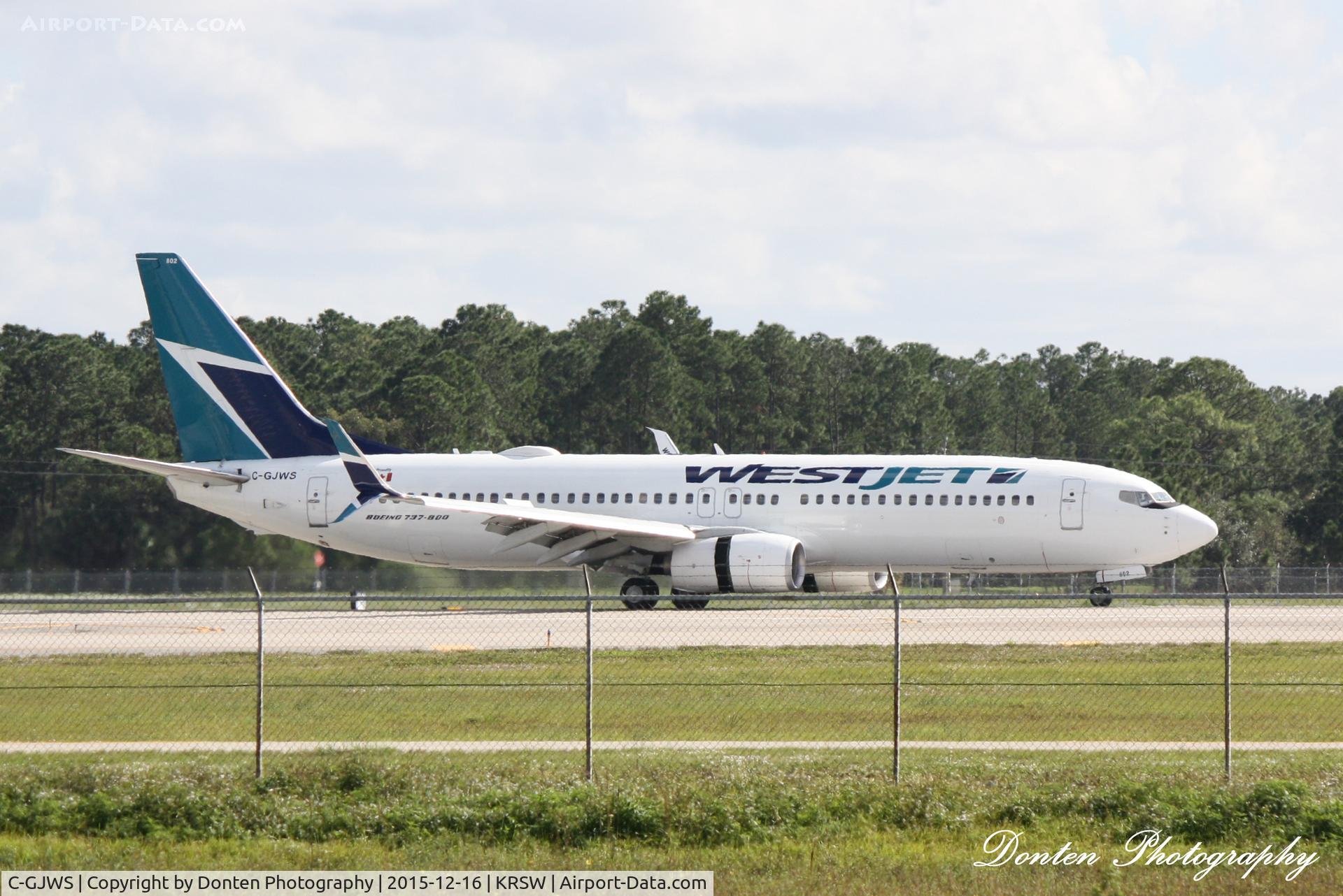 C-GJWS, 2005 Boeing 737-8CT C/N 34152, WestJet Flight 1184 (C-GJWS) arrives at Southwest Florida International Airport following flight from Toronto-Pearson International Airport