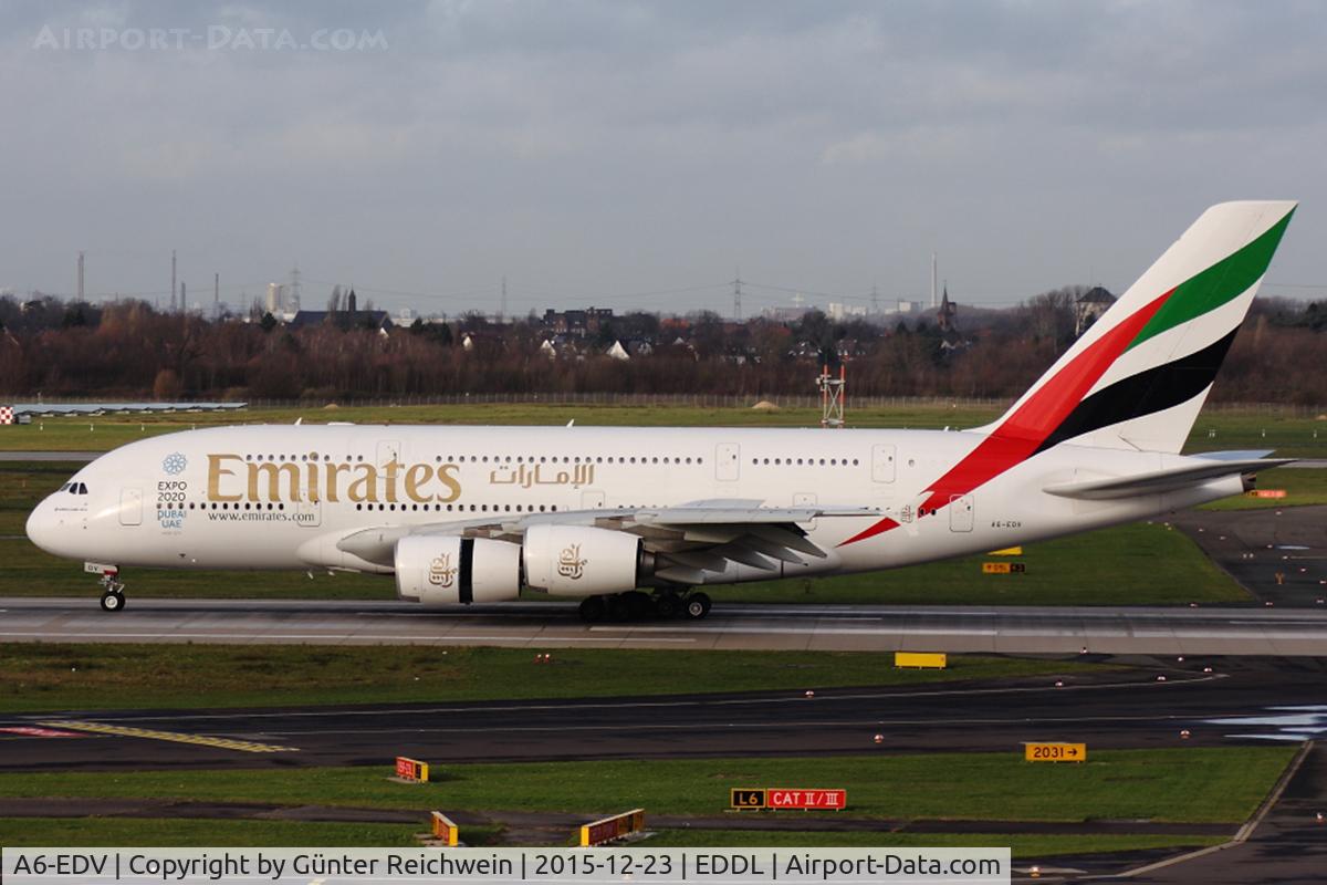 A6-EDV, 2011 Airbus A380-861 C/N 101, Arriving