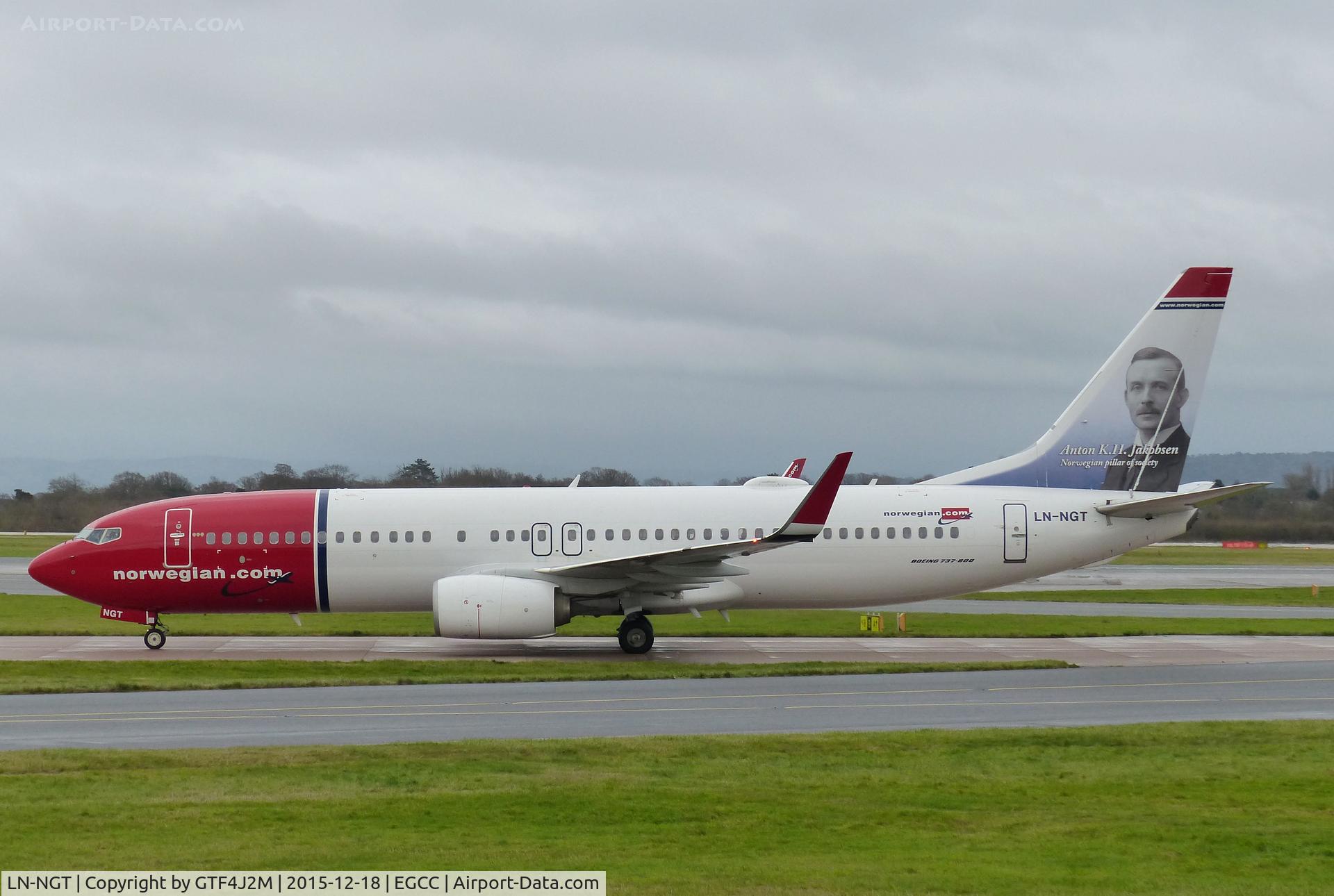 LN-NGT, 2014 Boeing 737-8JP C/N 41125, LN-NGT Manchester 18.12.15
