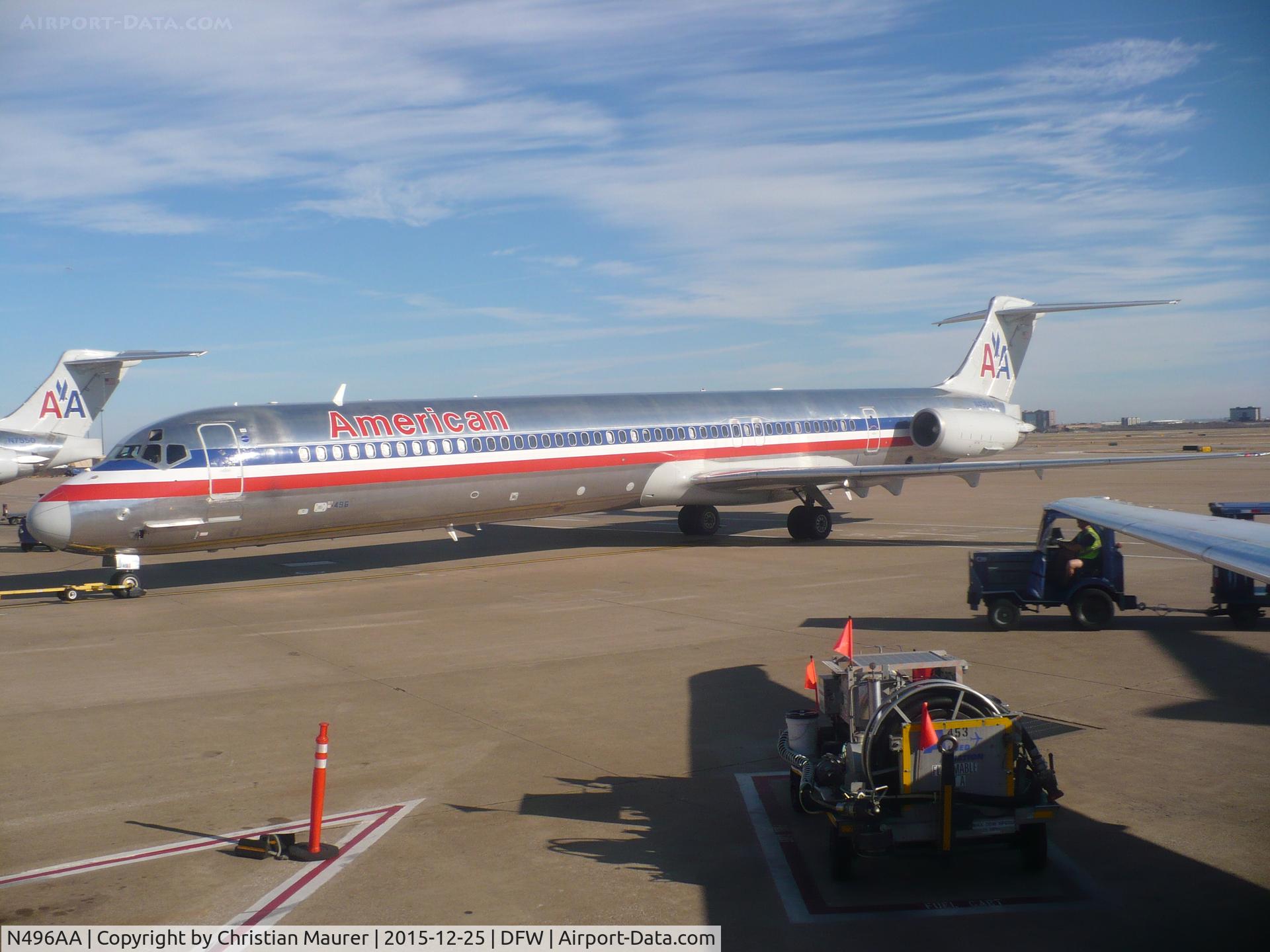 N496AA, 1989 McDonnell Douglas MD-82 (DC-9-82) C/N 49734, DC-9-82