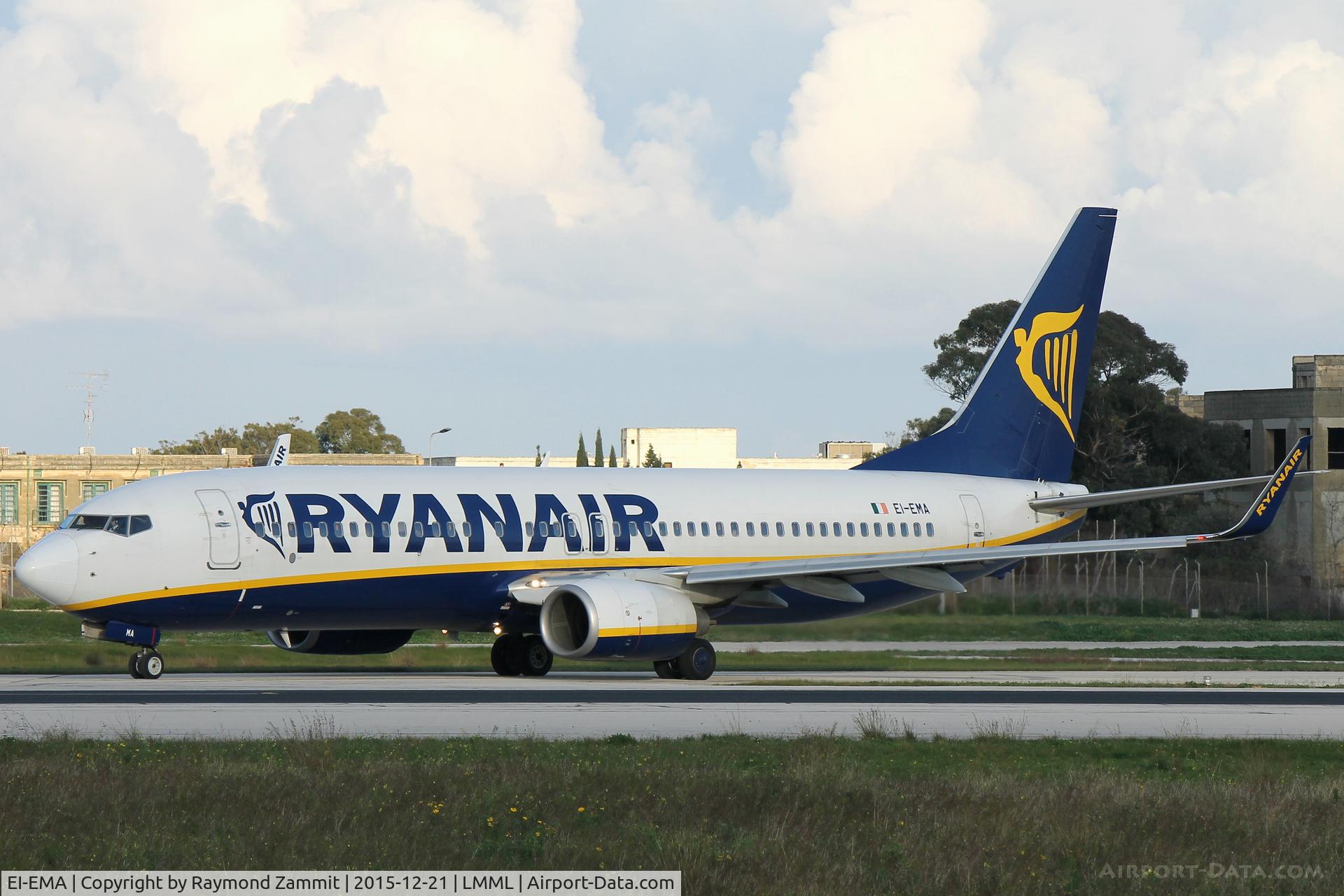EI-EMA, 2010 Boeing 737-8AS C/N 35032, B737-8oo EI-EMA Ryanair