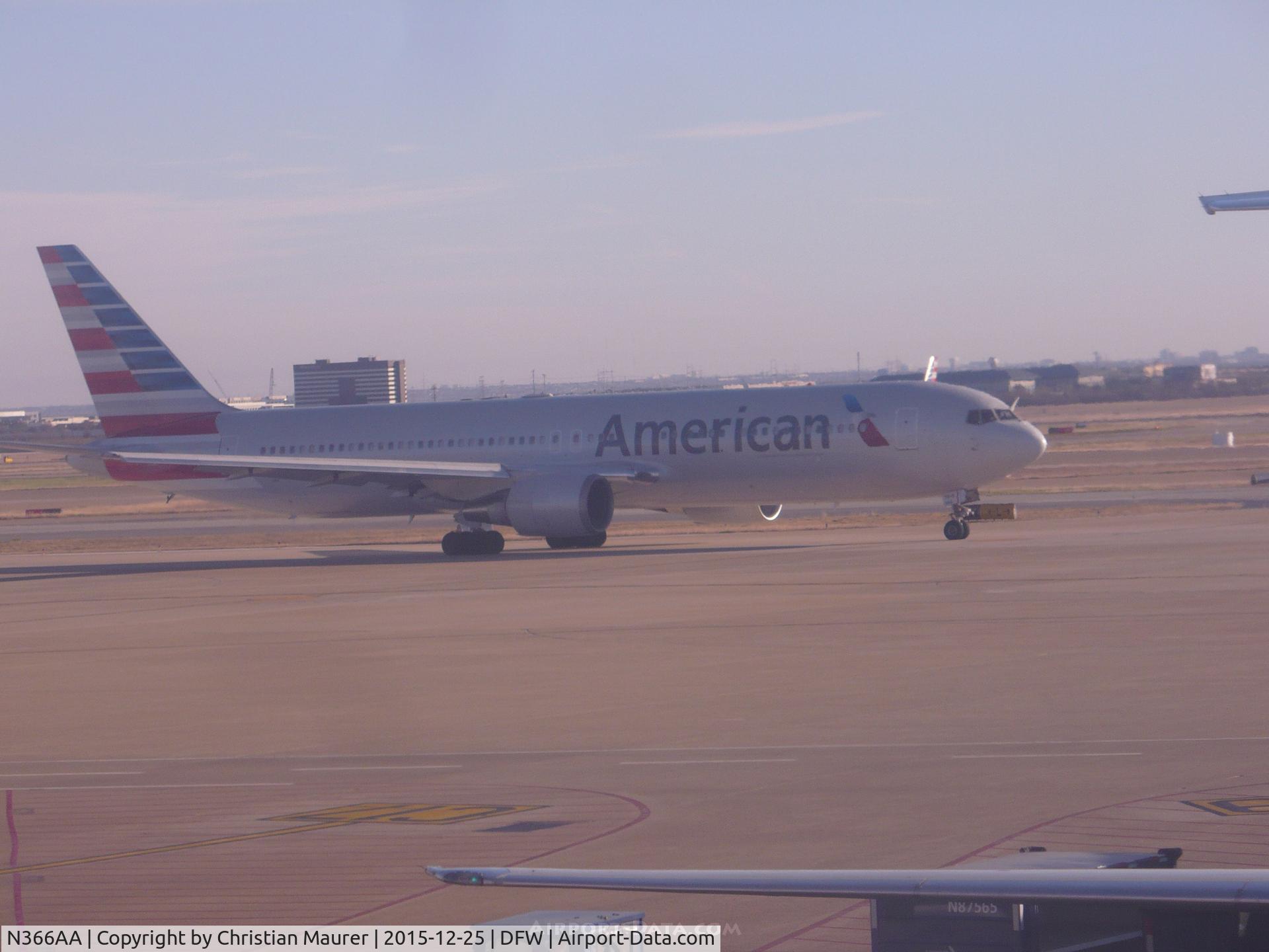 N366AA, 1991 Boeing 767-323/ER C/N 25193, 767-323