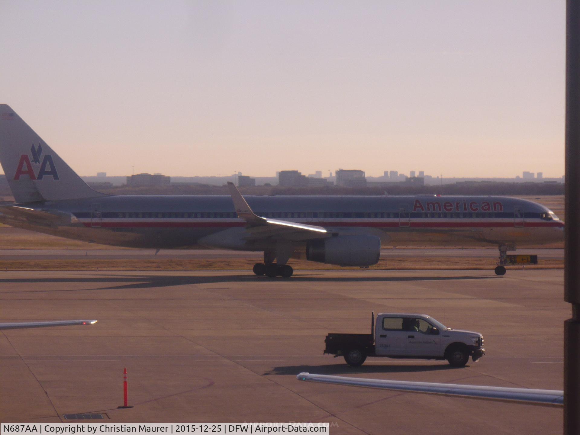 N687AA, 1993 Boeing 757-223 C/N 25695, 757-223