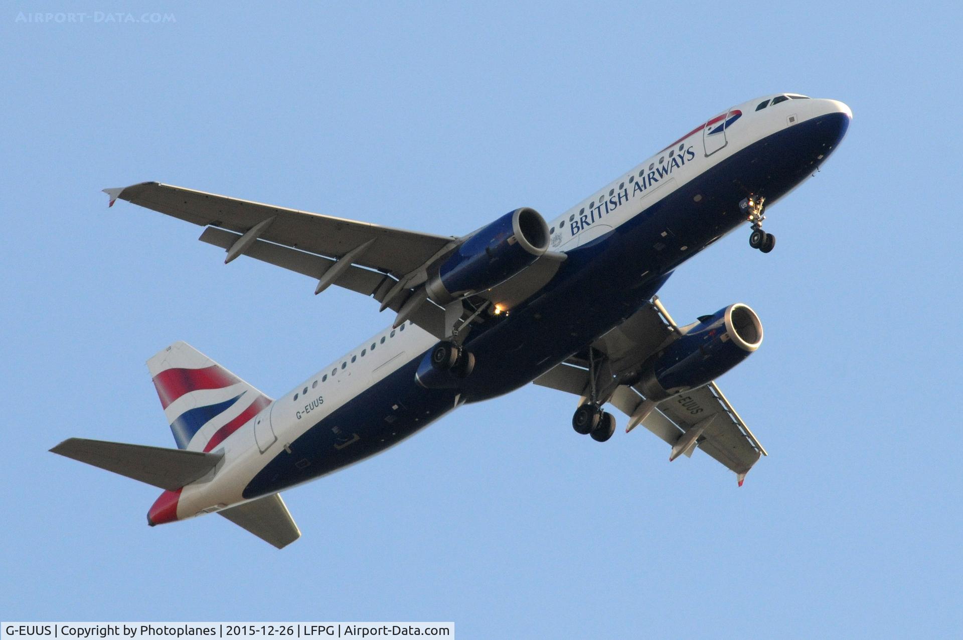 G-EUUS, 2007 Airbus A320-232 C/N 3301, Landing to CDG
