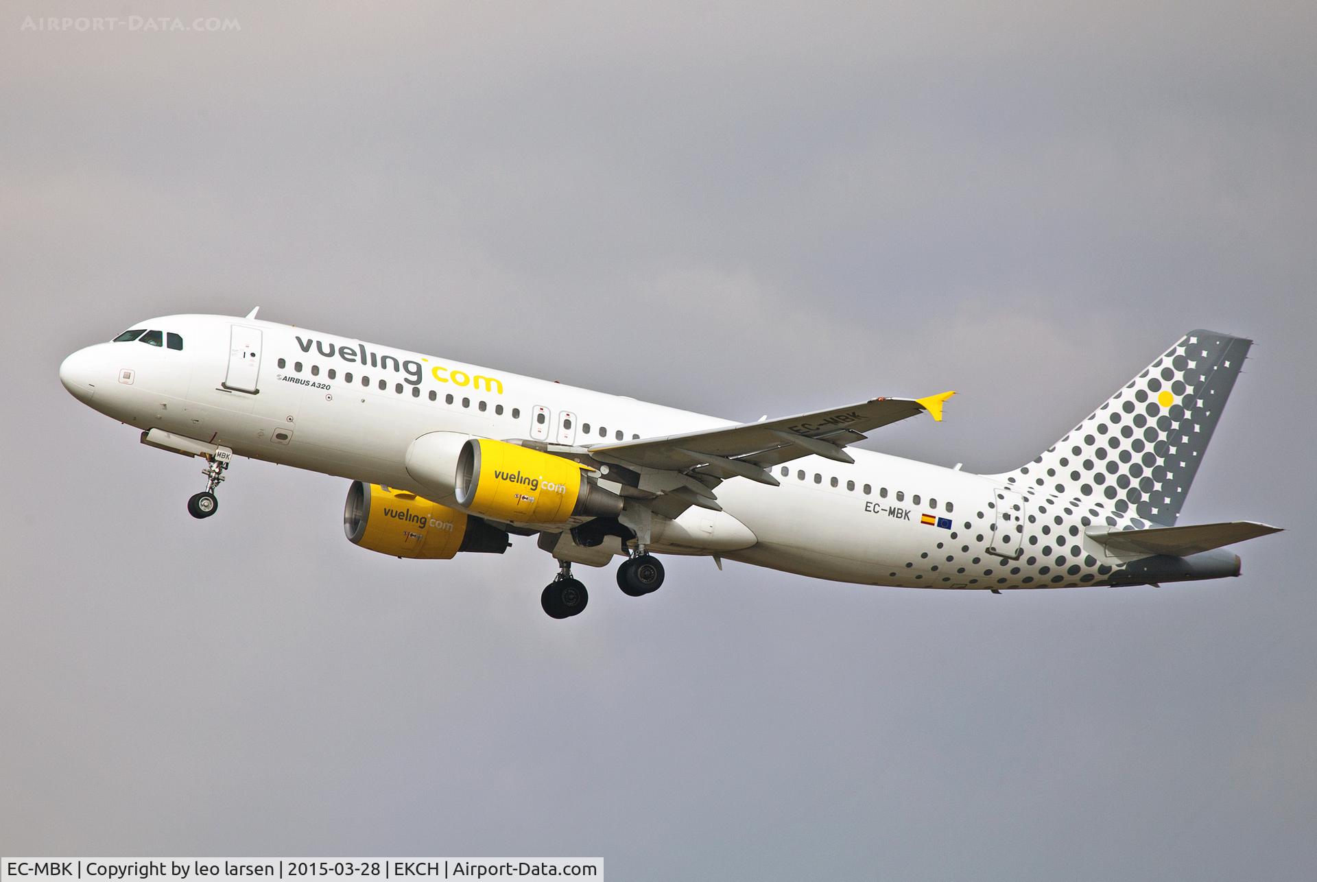 EC-MBK, 2006 Airbus A320-214 C/N 2658, Copenhagen 28.3.15