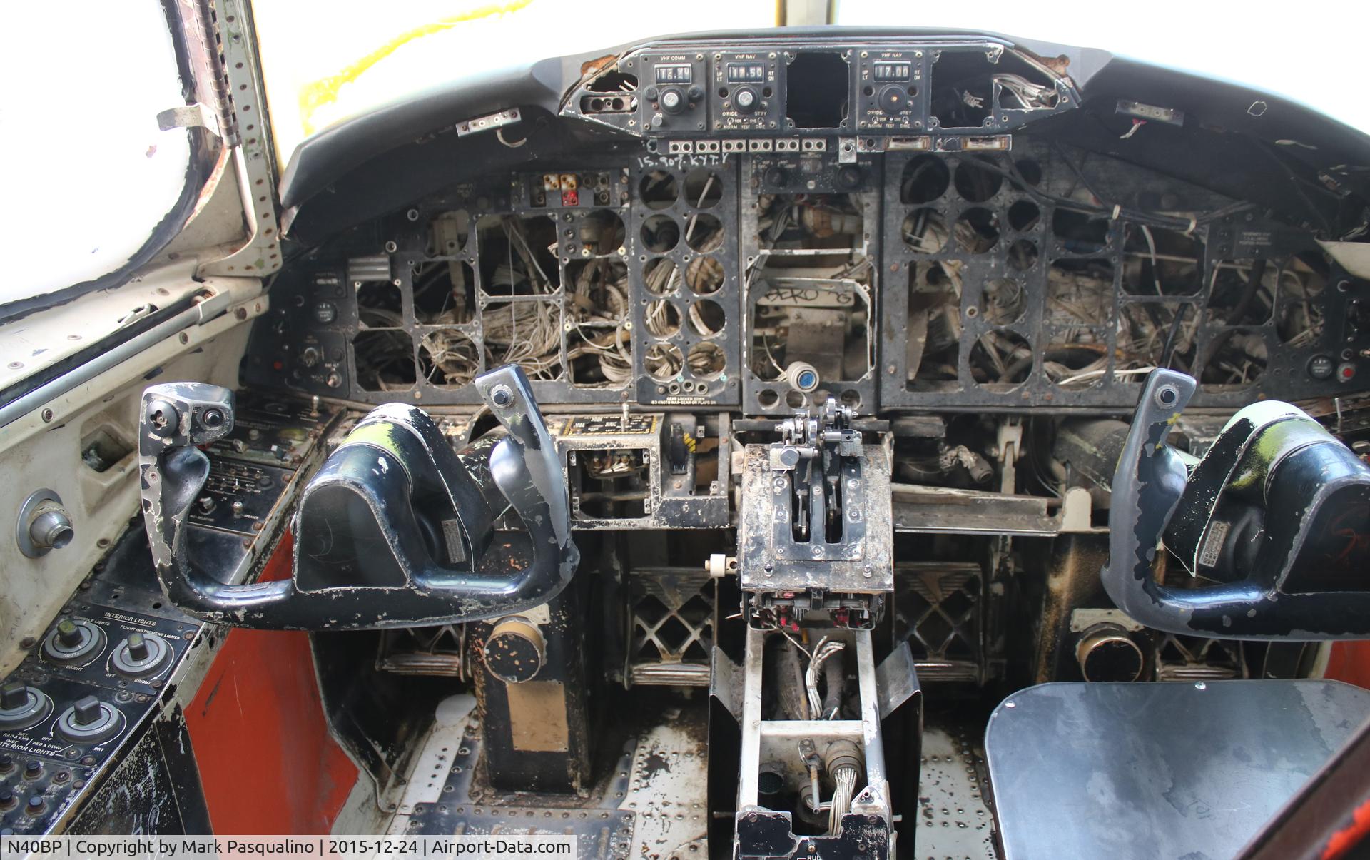 N40BP, 1965 North American NA-265-40 Sabreliner C/N 282-40, North American NA-265-40