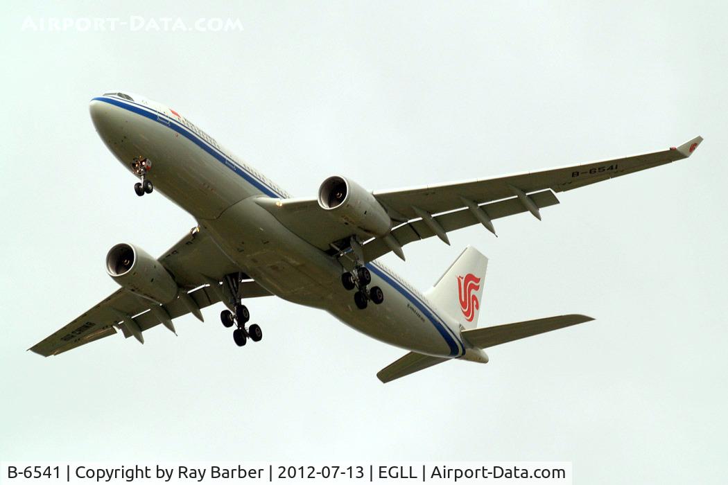 B-6541, 2012 Airbus A330-243 C/N 1304, Airbus A330-243 [1304] (Air China) Home~G 13/07/2012. On approach 27R.