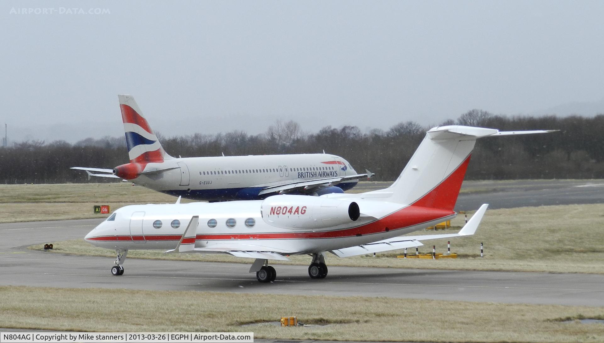 N804AG, 2010 Gulfstream Aerospace G450 (GIV-X) C/N 4199, Altria Client Services GLF450 Taxiing to runway 06