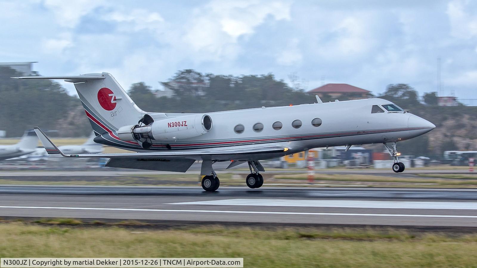 N300JZ, 1981 Gulfstream American G-1159A Gulfstream III C/N 875, Landing SXM