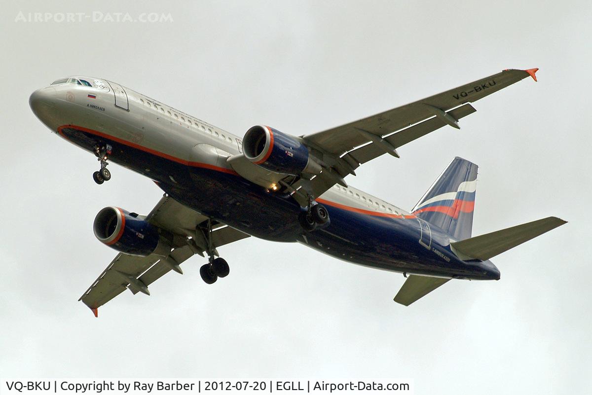 VQ-BKU, 2011 Airbus A320-214 C/N 4835, Airbus A320-214 [4835] (Aeroflot Russian Airlines) Home~G 20/07/2012. On approach 27R.