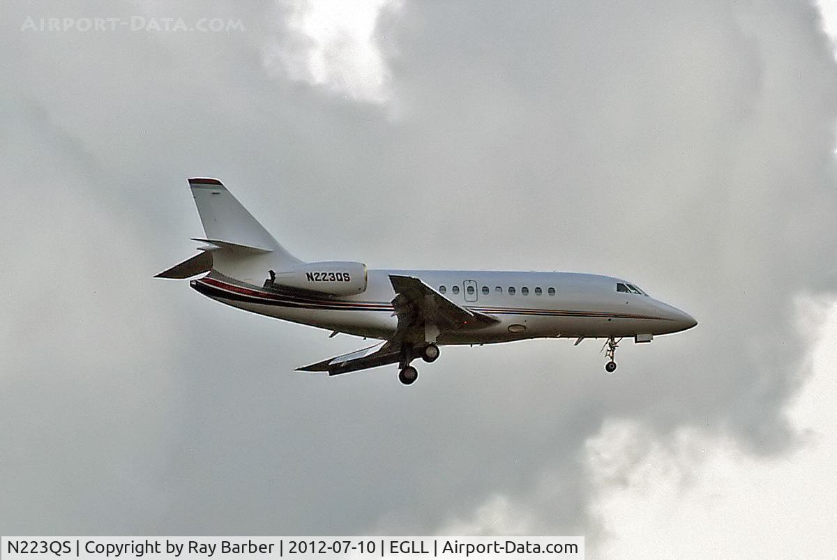 N223QS, 2006 Dassault Falcon 2000EX C/N 86, Dassault Falcon 2000EX EASy [86] (NetJets) Home~G 10/07/2012. On approach 27L.