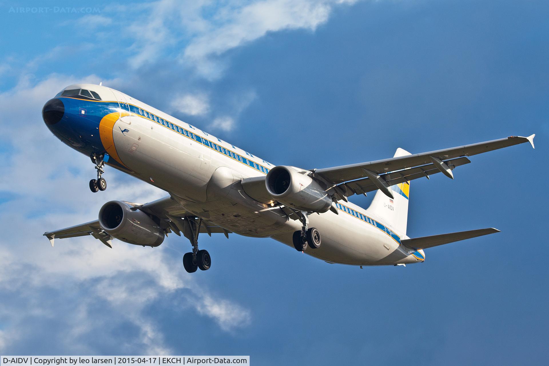 D-AIDV, 2012 Airbus A321-231 C/N 5413, Copenhagen 17.4.15
