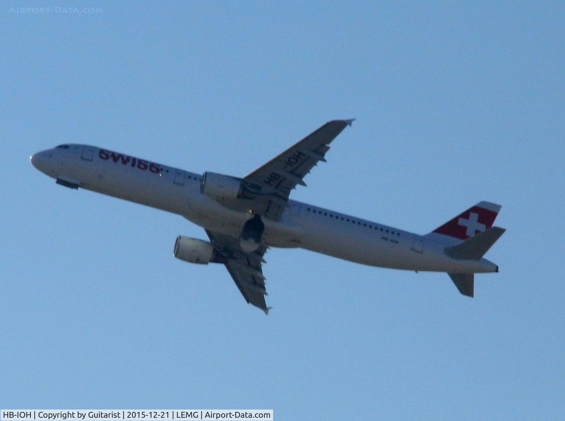 HB-IOH, 1997 Airbus A321-111 C/N 664, At Malaga