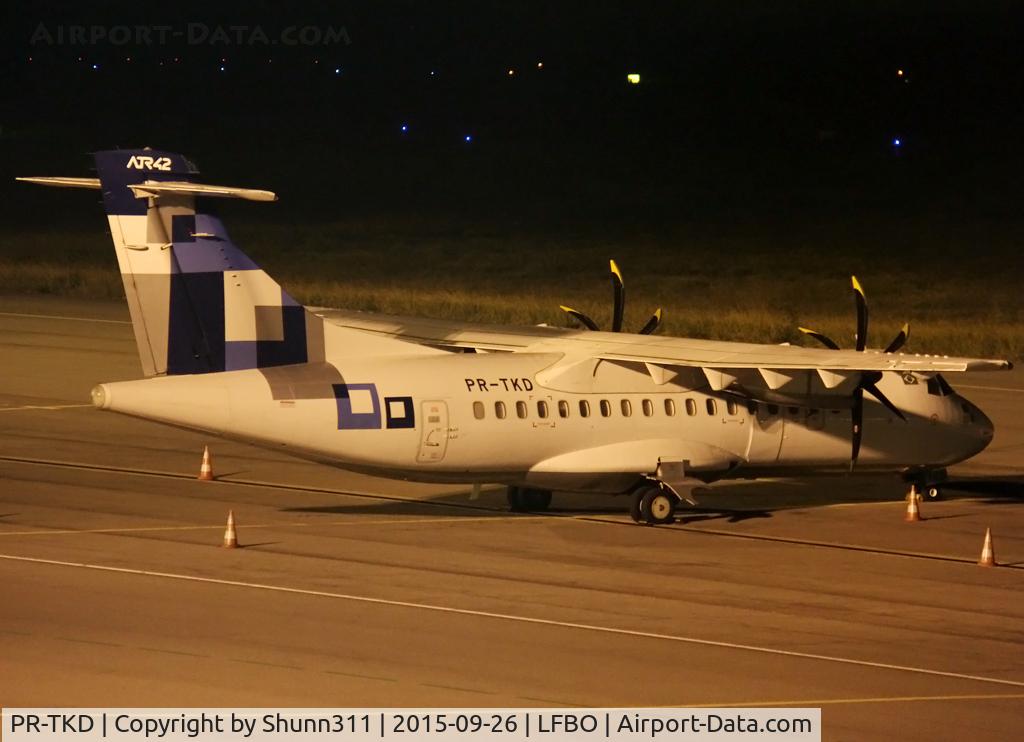 PR-TKD, 1999 ATR 42-500 C/N 609, Parked at the General Aviation area... returned to lessor without titles...