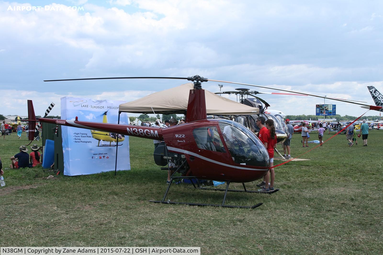 N38GM, 2001 Robinson R22 Beta C/N 3222, 2015 - EAA AirVenture - Oshkosh Wisconsin