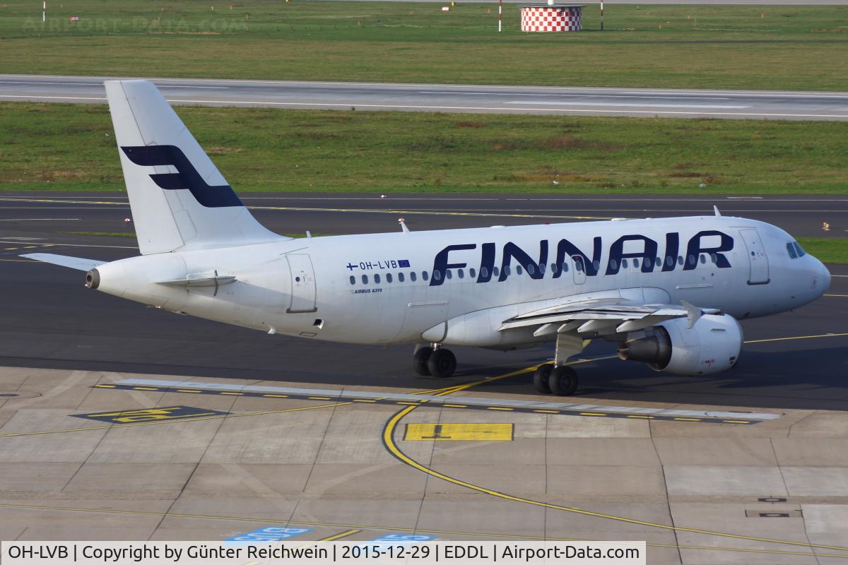 OH-LVB, 1999 Airbus A319-112 C/N 1107, Departing