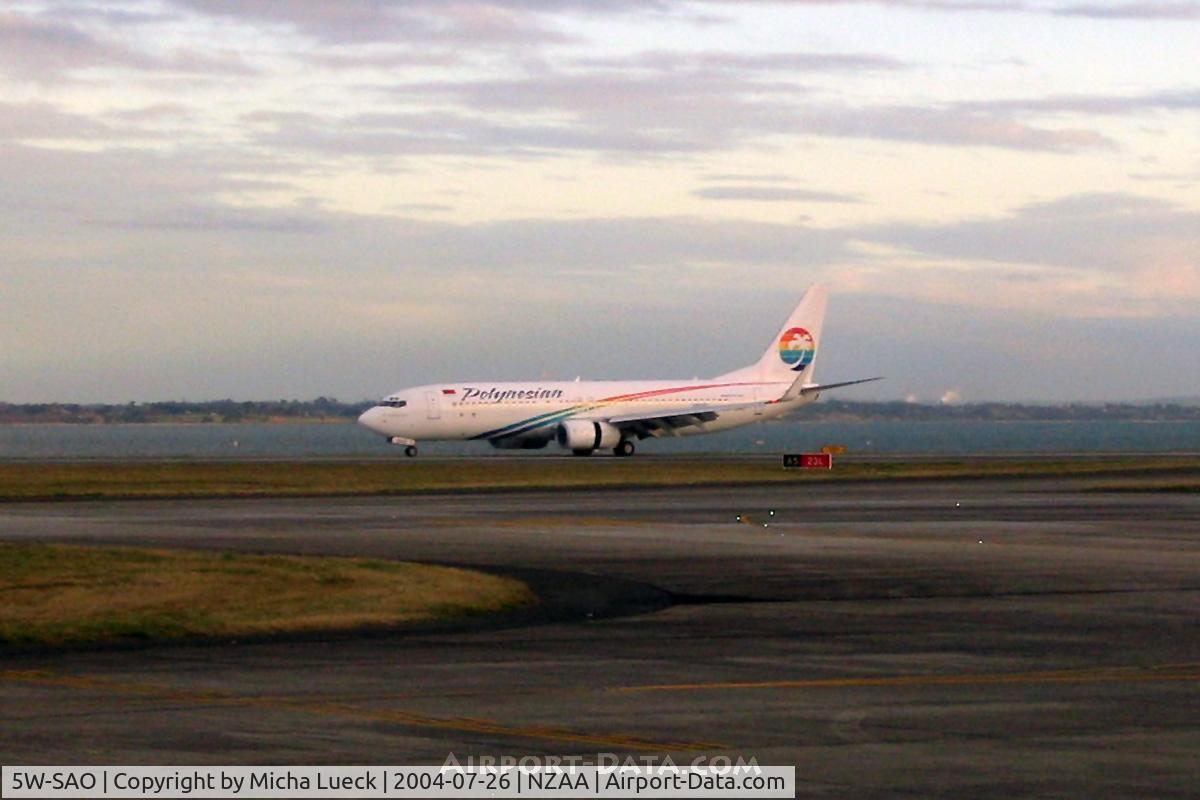 5W-SAO, 2001 Boeing 737-8Q8 C/N 30639, At Auckland
