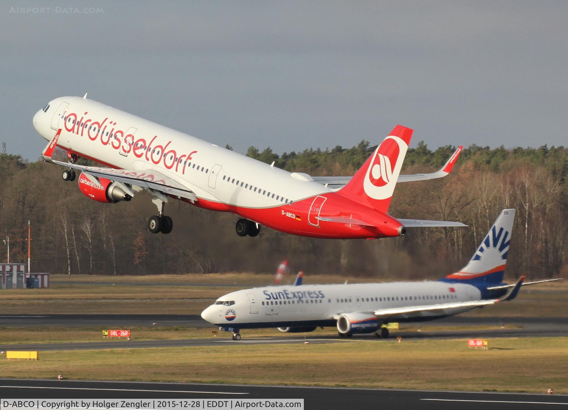 D-ABCO, 2015 Airbus A321-211 C/N 6501, AirBerliner is using an incognito....