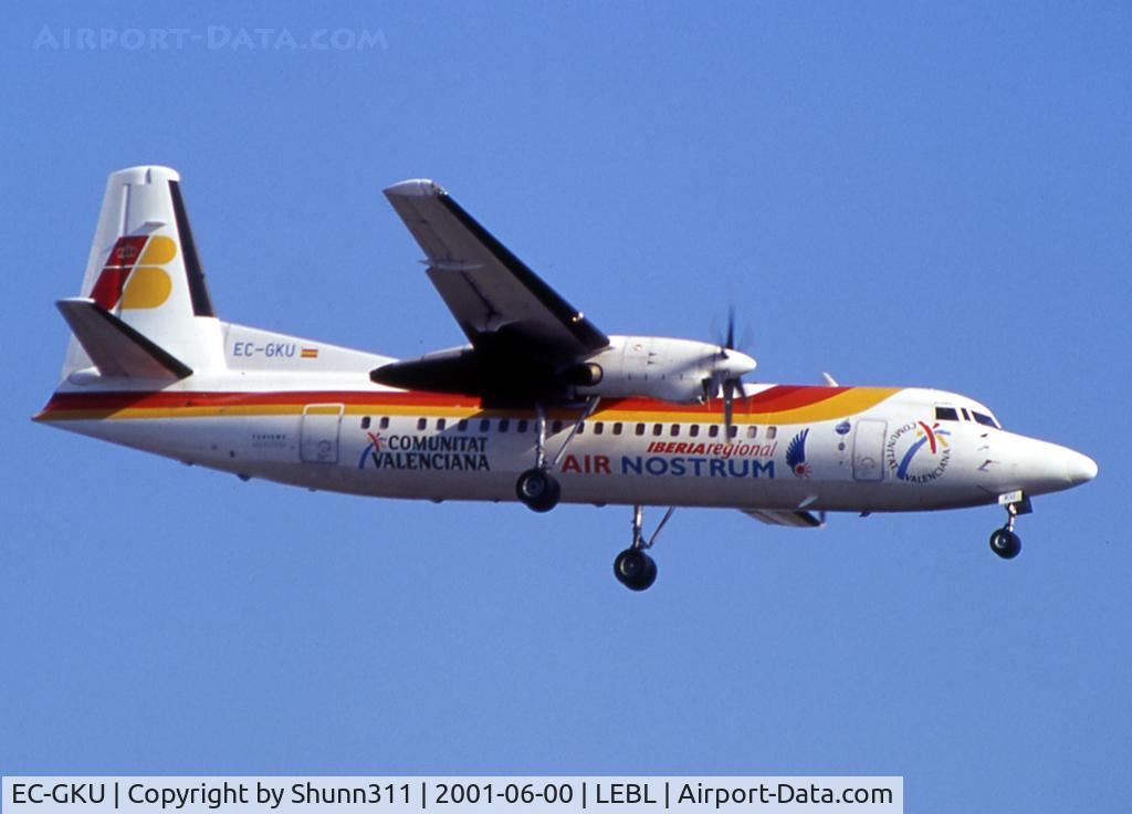 EC-GKU, 1993 Fokker 50 C/N 20273, Landing rwy 25