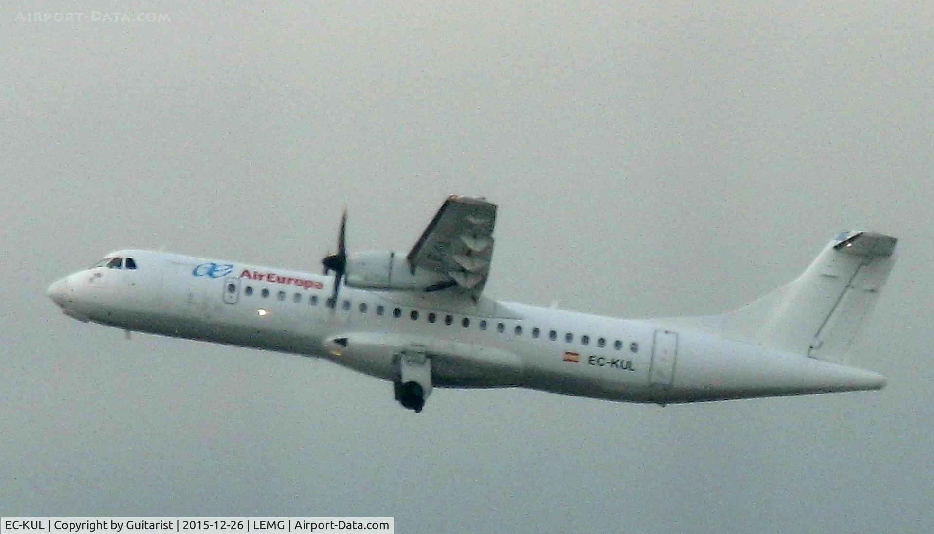 EC-KUL, 2008 ATR 72-212A C/N 809, At Malaga