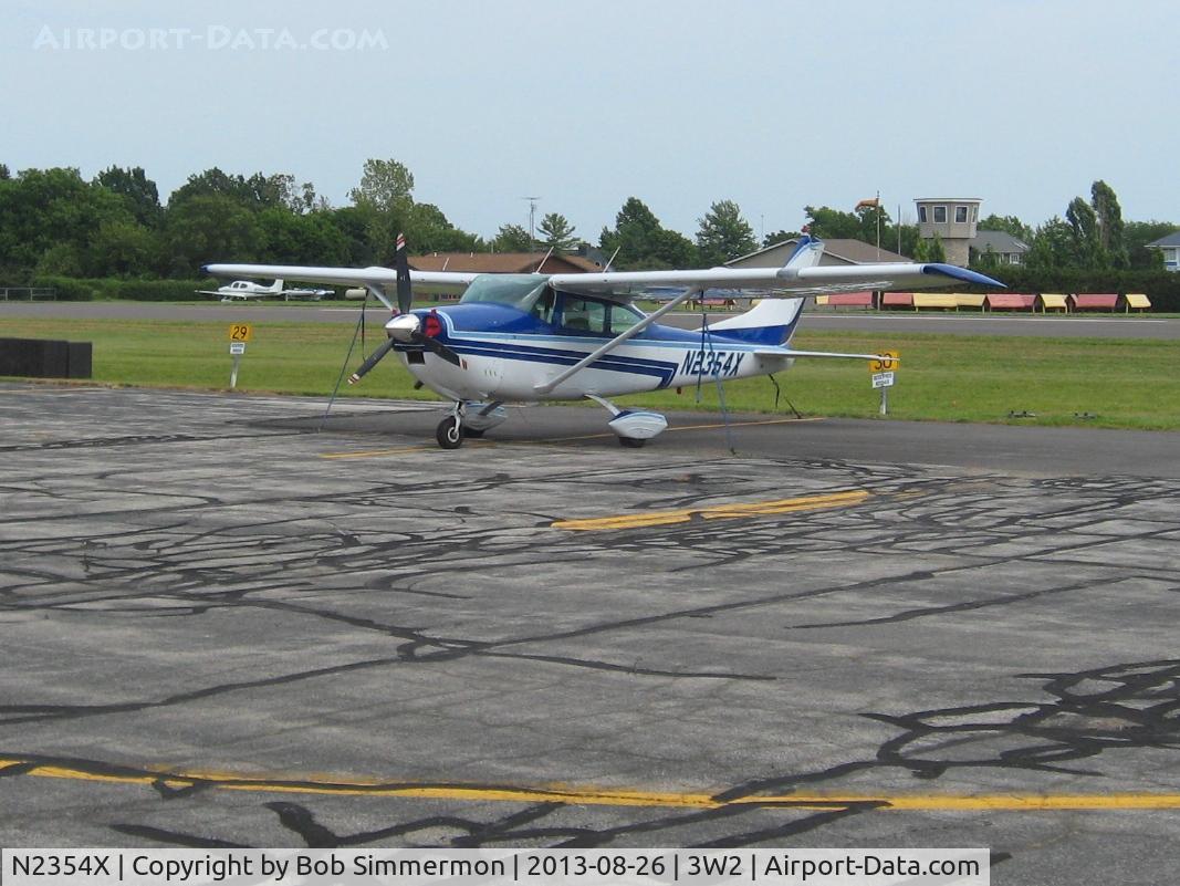 N2354X, 1965 Cessna 182H Skylane C/N 18256254, On the ramp at Put In Bay, Ohio