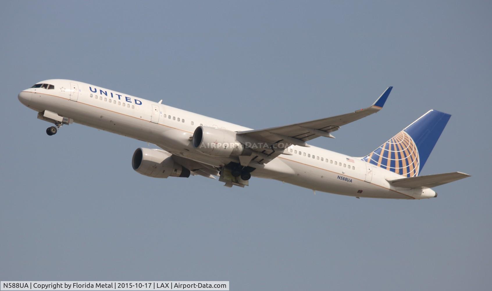 N588UA, 1993 Boeing 757-222 C/N 26717, United
