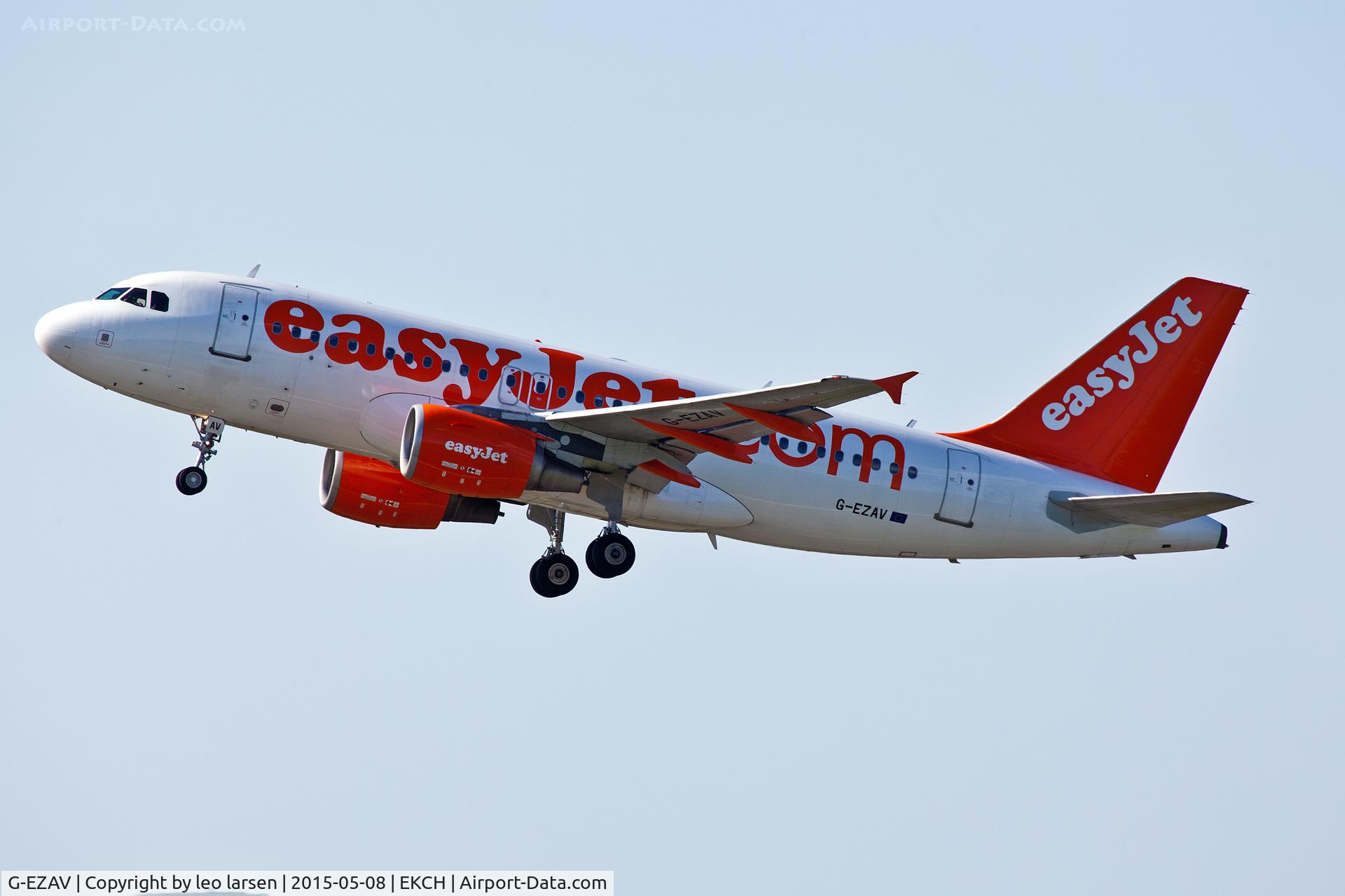 G-EZAV, 2006 Airbus A319-111 C/N 2803, Copenhagen 8.5.15