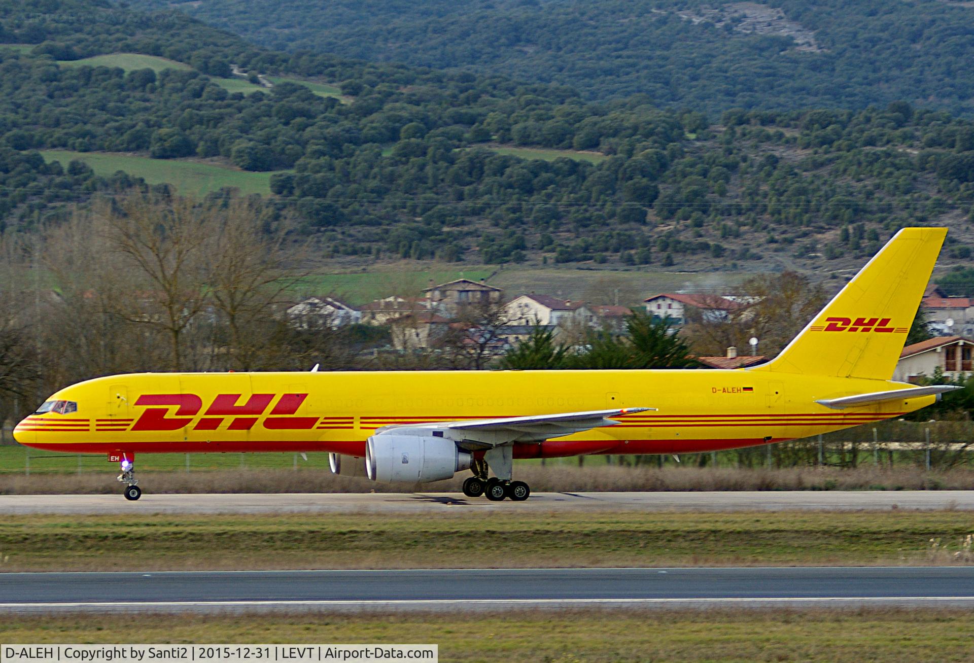 D-ALEH, 1986 Boeing 757-236/SF C/N 23492, Taxiing to stand.