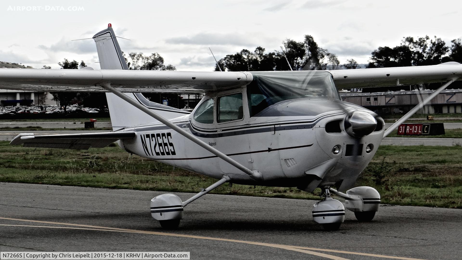 N7266S, 1976 Cessna 182P Skylane C/N 18265088, Locally-based 1976 Cessna 182P taxing in just before a storm at Reid Hillview Airport, San Jose, CA