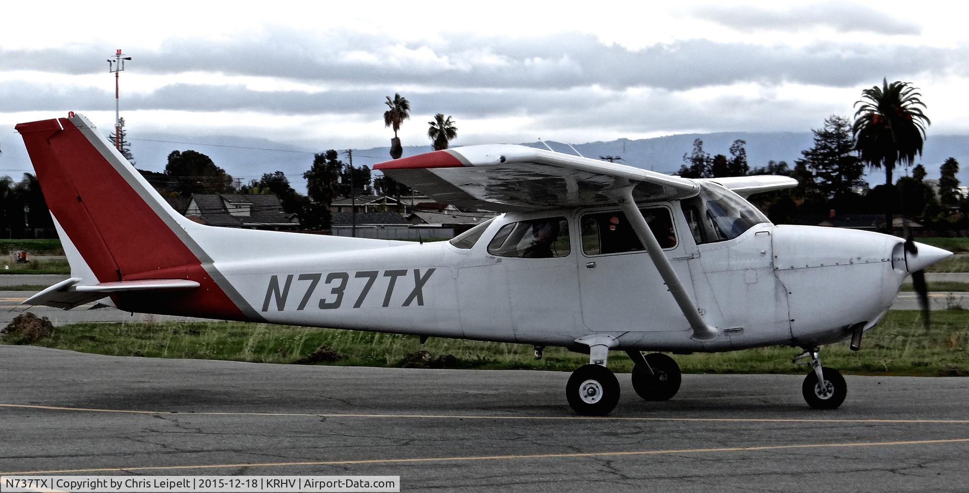 N737TX, 1977 Cessna 172N C/N 17269672, Locally-based 1977 Cessna 172N taxing in after its last pattern at Reid Hillview Airport, San Jose, CA