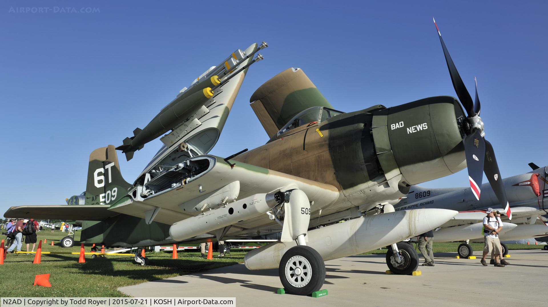 N2AD, 1947 Douglas AD-1 Skyraider C/N 09257/2085, Airventure 2015