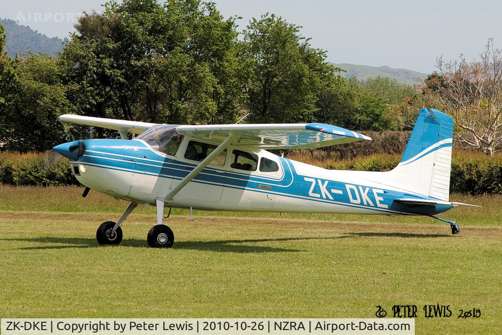 ZK-DKE, 1973 Cessna 180J C/N 18052351, A C J Carter, Pio Pio