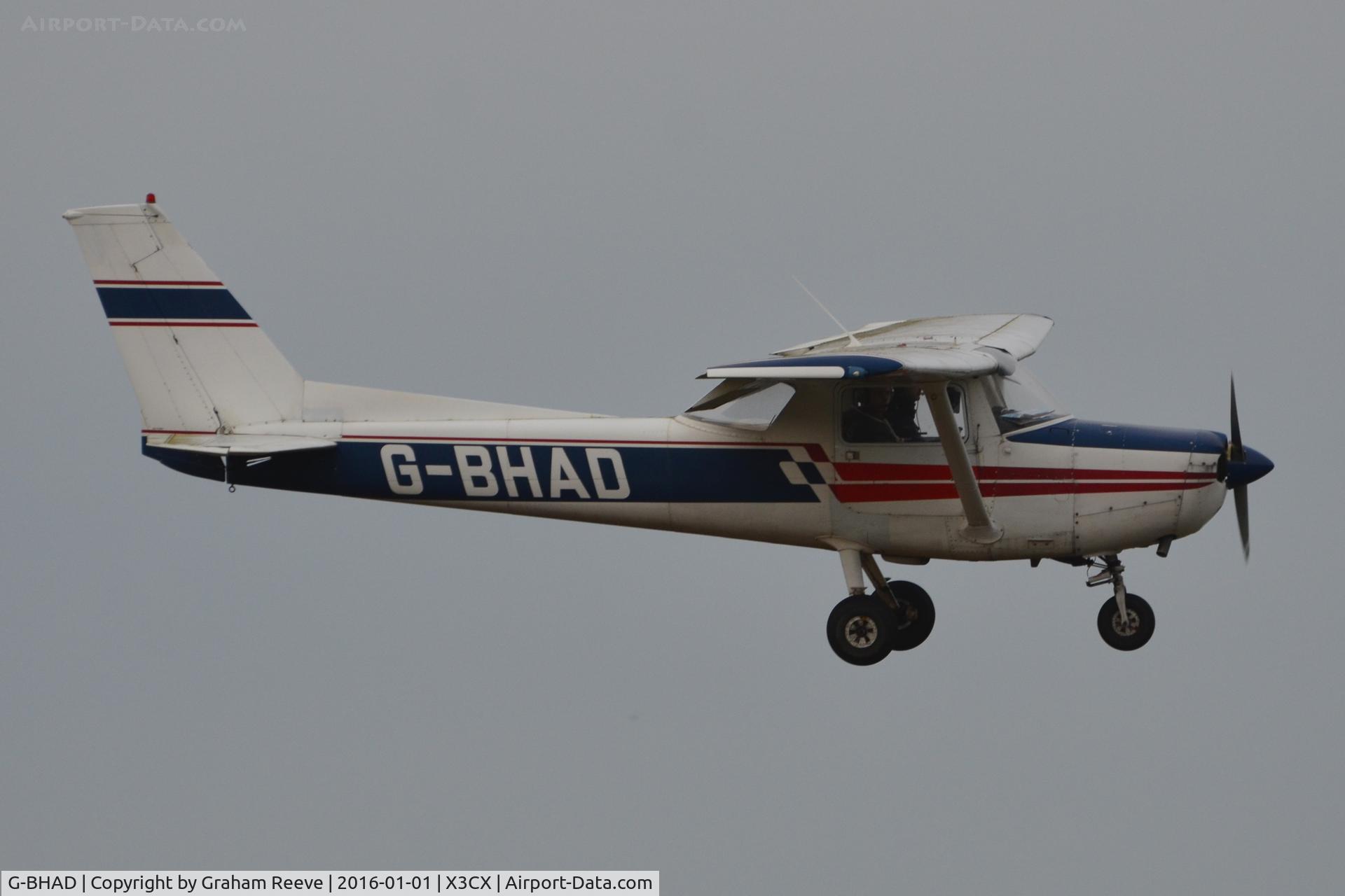 G-BHAD, 1978 Cessna A152 Aerobat C/N A152-0807, Landing at Northrepps.