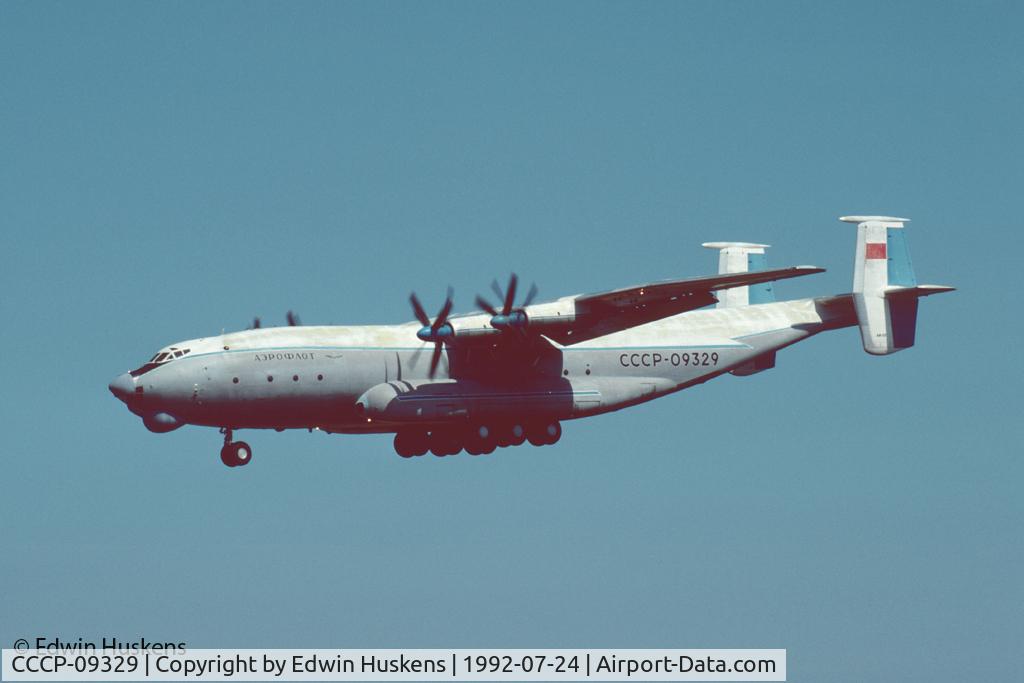 CCCP-09329, Antonov An-22A C/N 043482276, Photo taken at the former Russian airbase Ribnitz-Damgarten aka Pütnitz in East Germany at 24/07/1992.