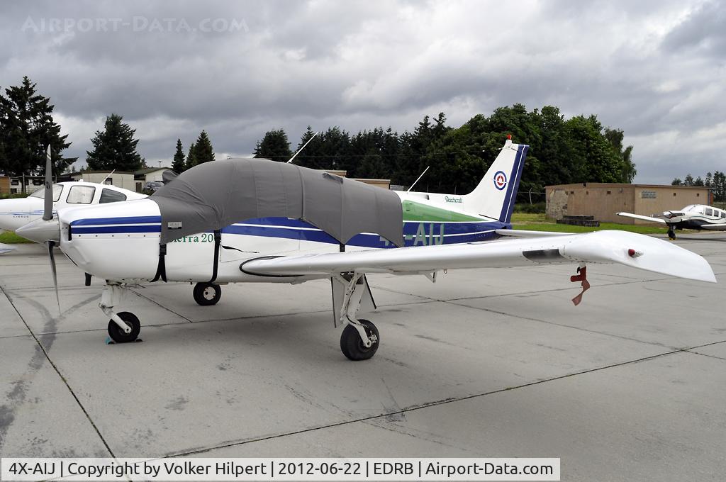 4X-AIJ, Beechcraft C24R C/N MC-655, at BBJ