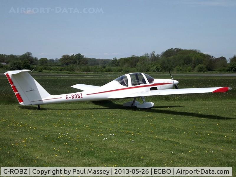 G-ROBZ, 1986 Grob G-109B C/N 6442, @the 40's weekend fly-in. EX:-I-BREM.