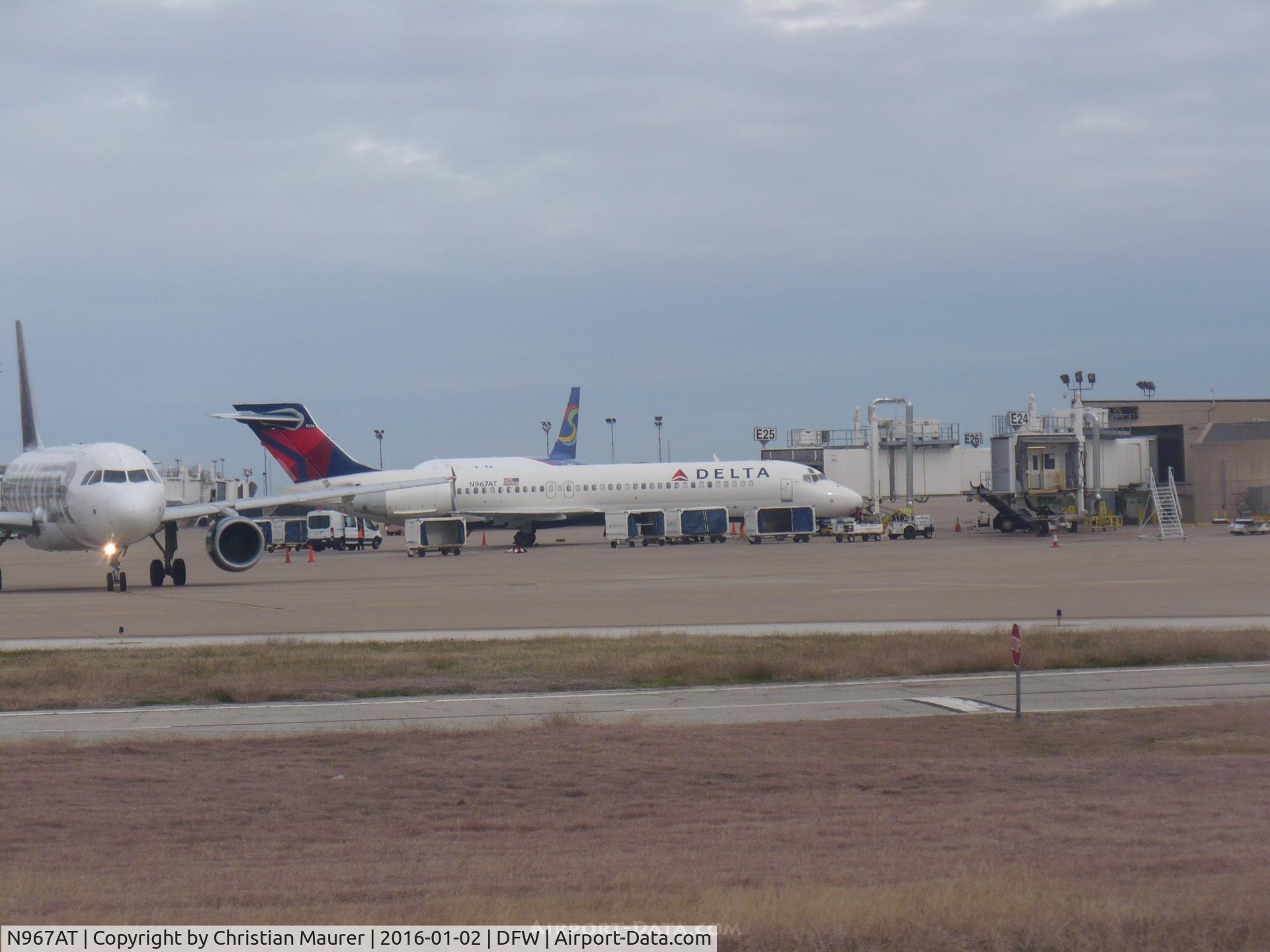 N967AT, 2001 Boeing 717-200 C/N 55028, Boeing 717-200