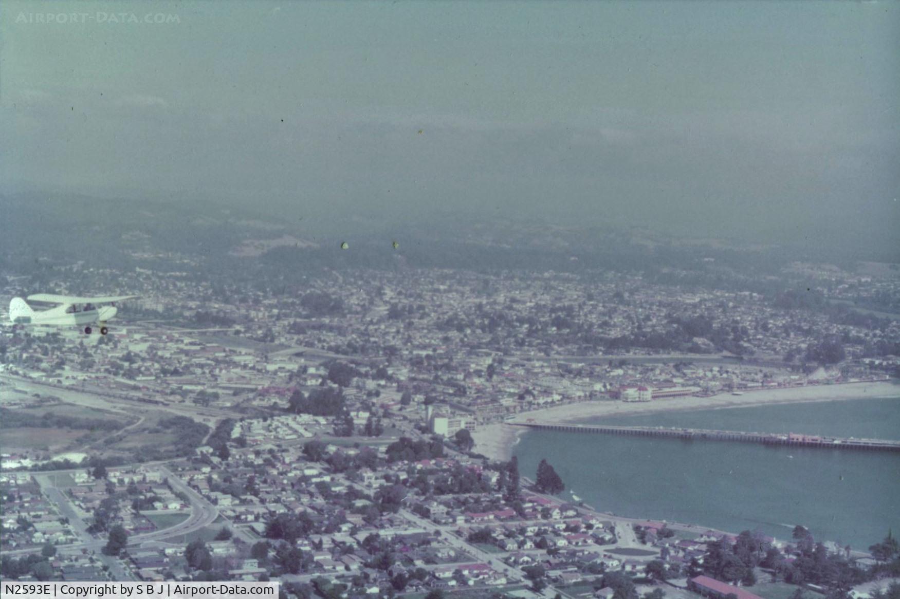 N2593E, 1946 Aeronca 7AC Champion C/N 7AC-6175, 93E as it flys over Santa Cruz,Calif.
