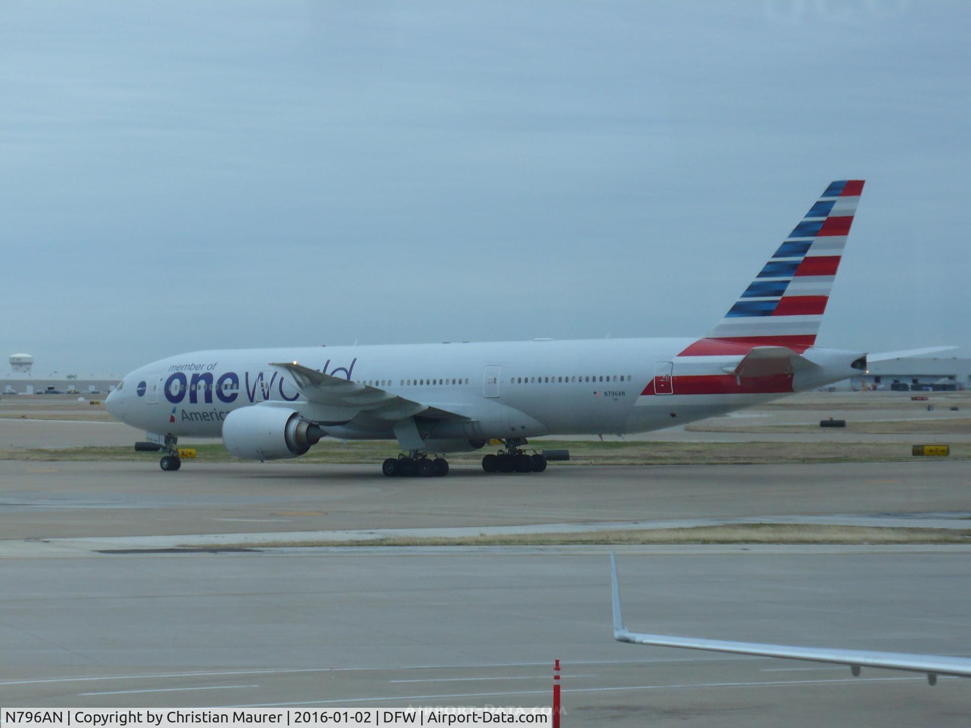 N796AN, 2000 Boeing 777-223 C/N 30796, Oneworld 777-223