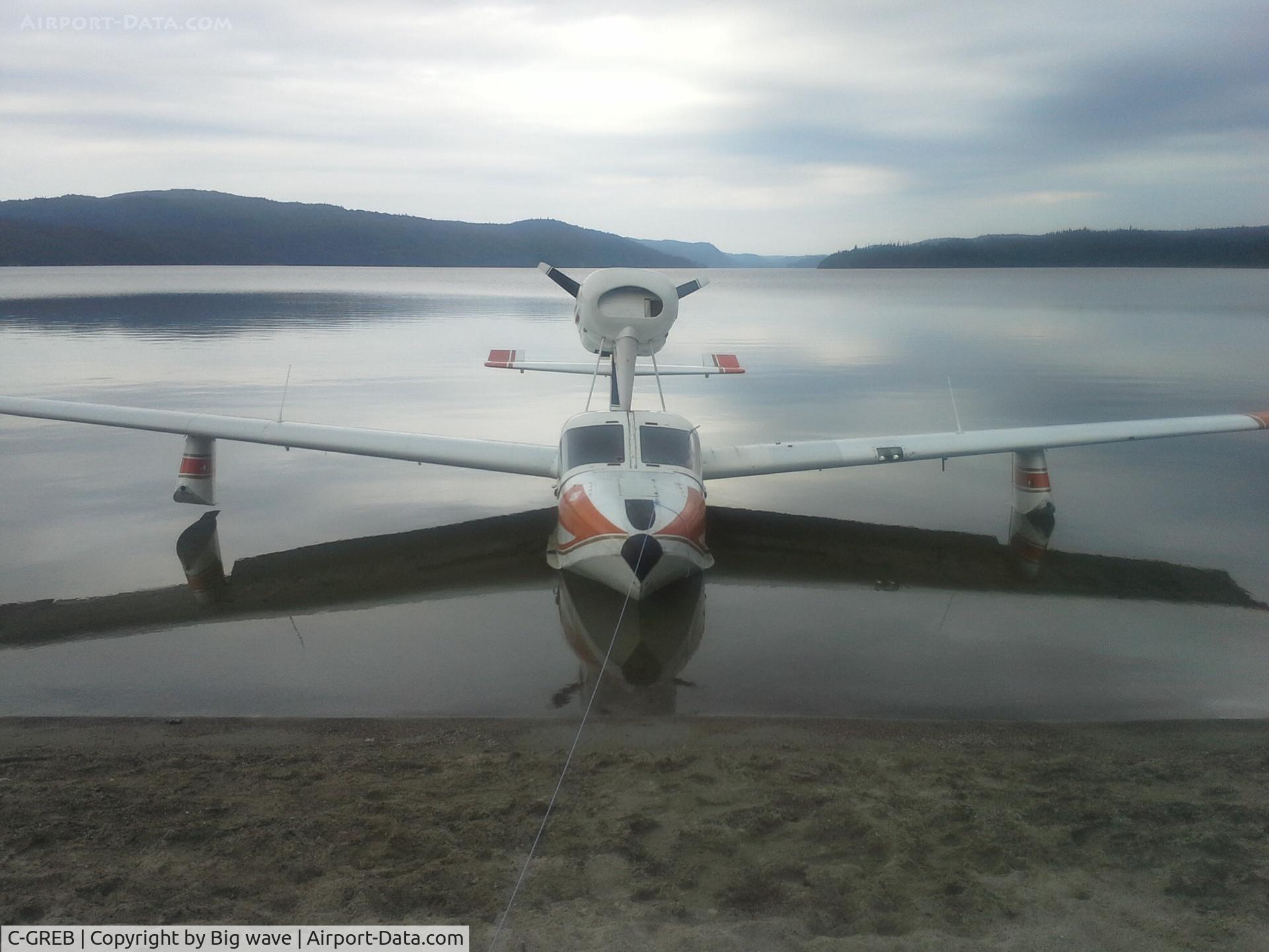 C-GREB, 1979 Lake LA-4-200 Buccaneer C/N 981, Wawa lake 2015