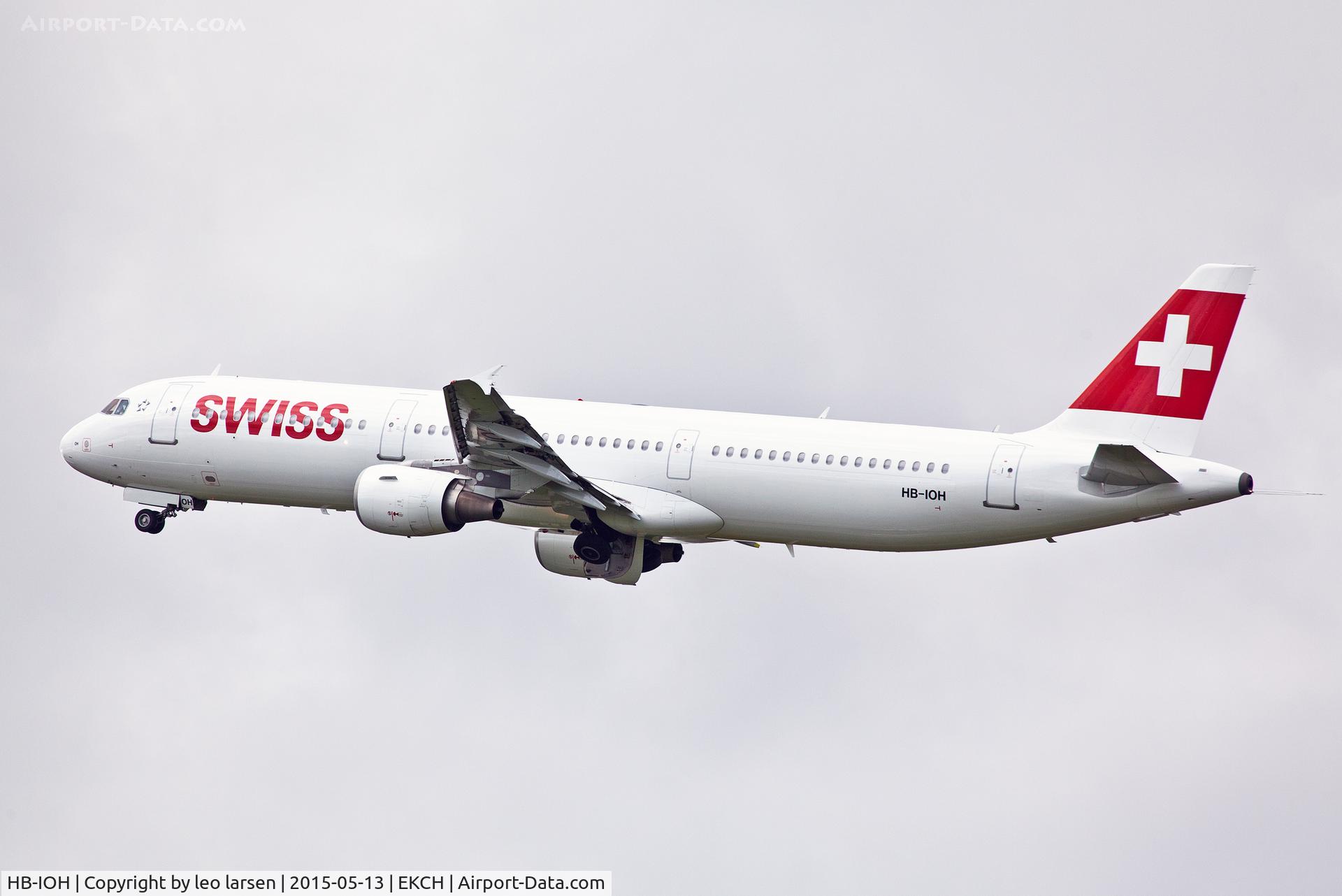 HB-IOH, 1997 Airbus A321-111 C/N 664, Copenhagen 13.5.15