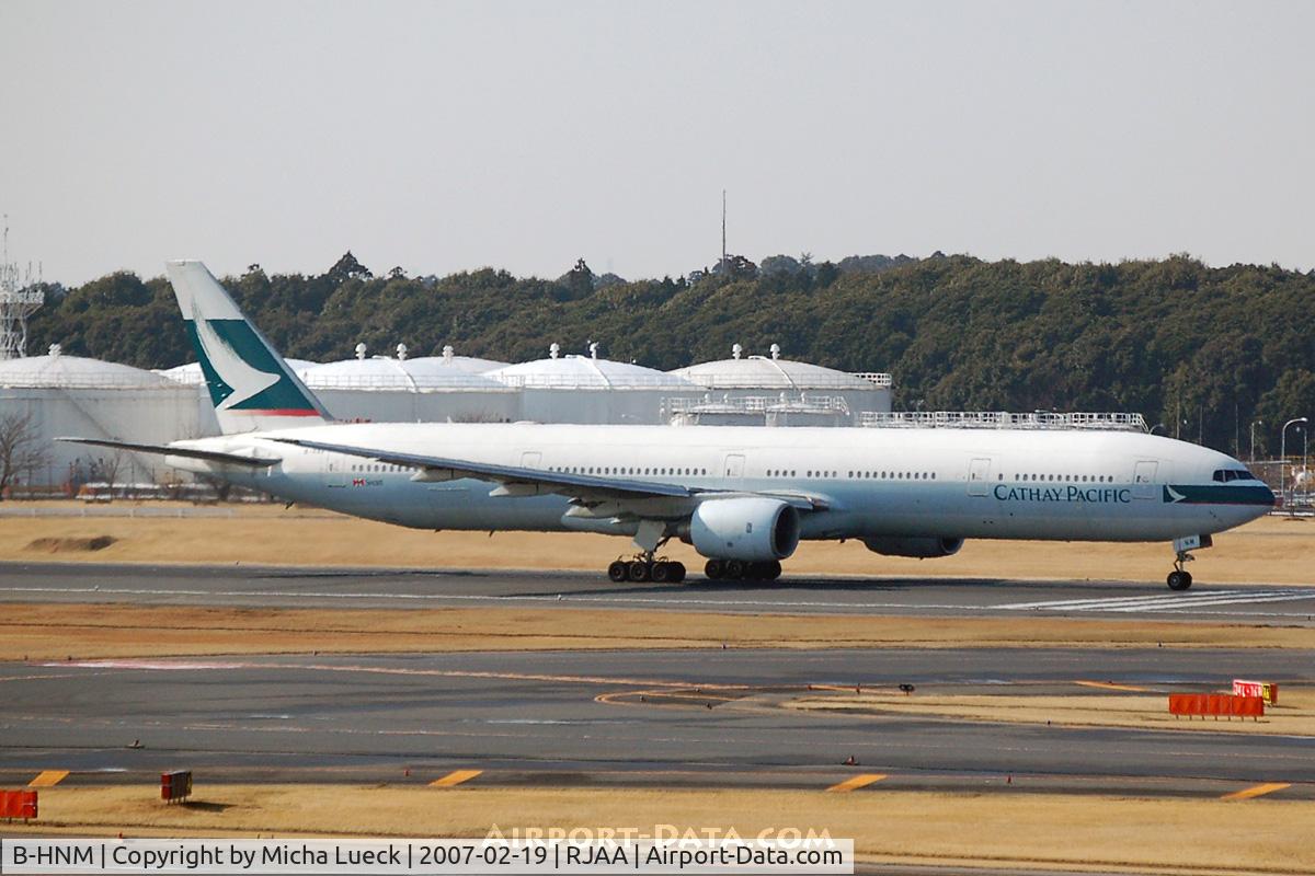 B-HNM, 2003 Boeing 777-367 C/N 33702, At Narita
