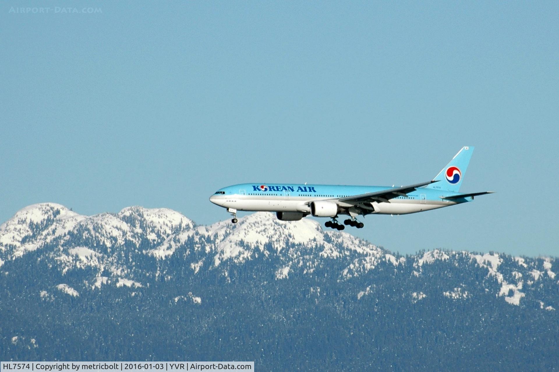 HL7574, 2000 Boeing 777-2B5/ER C/N 28444, KE71 from Incheon
