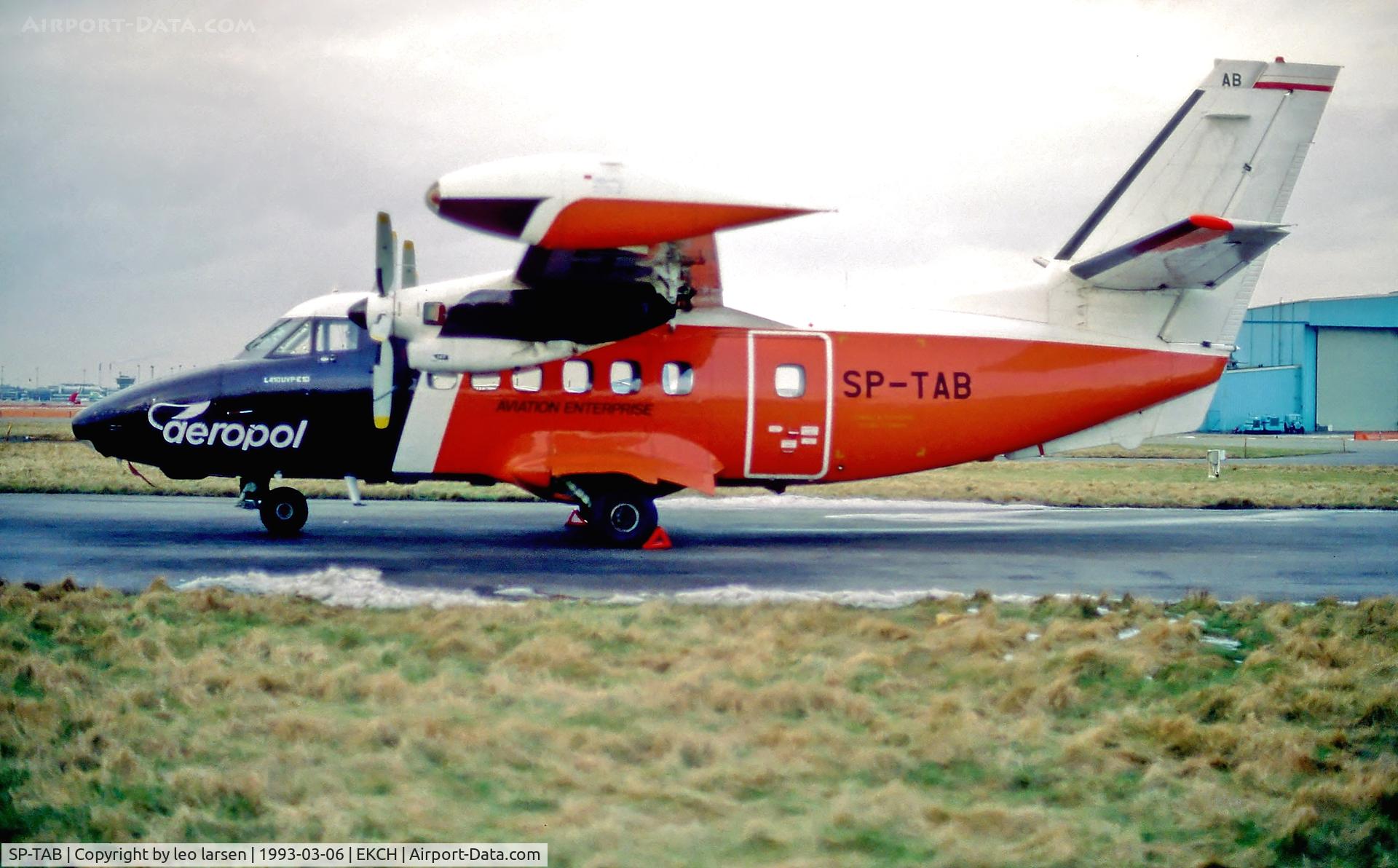 SP-TAB, 1989 Let L-410UVP-E10 Turbolet C/N 892301, Copenhagen 6.3.93