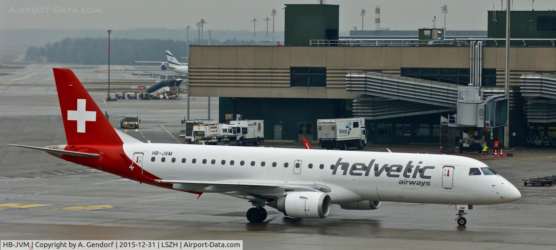 HB-JVM, 2010 Embraer 190LR (ERJ-190-100LR) C/N 19000349, Helvetic, is here on the way to the gate at Zürich-Kloten(LSZH)