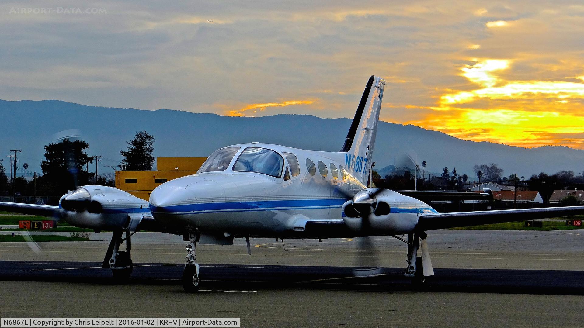 N6867L, 1981 Cessna 421C Golden Eagle C/N 421C1087, Locally-based Cessna 421C preparing for taxi out and departure with a beautiful sunset at Reid Hillview Airport, San Jose, CA.