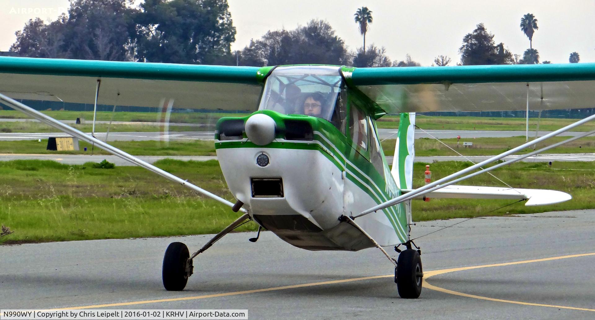 N990WY, 1976 Bellanca 7ECA Citabria C/N 1168-76, Locally-based 1976 Bellanca 7ECA taxing out for departure at Reid Hillview Airport, San Jose, CA.