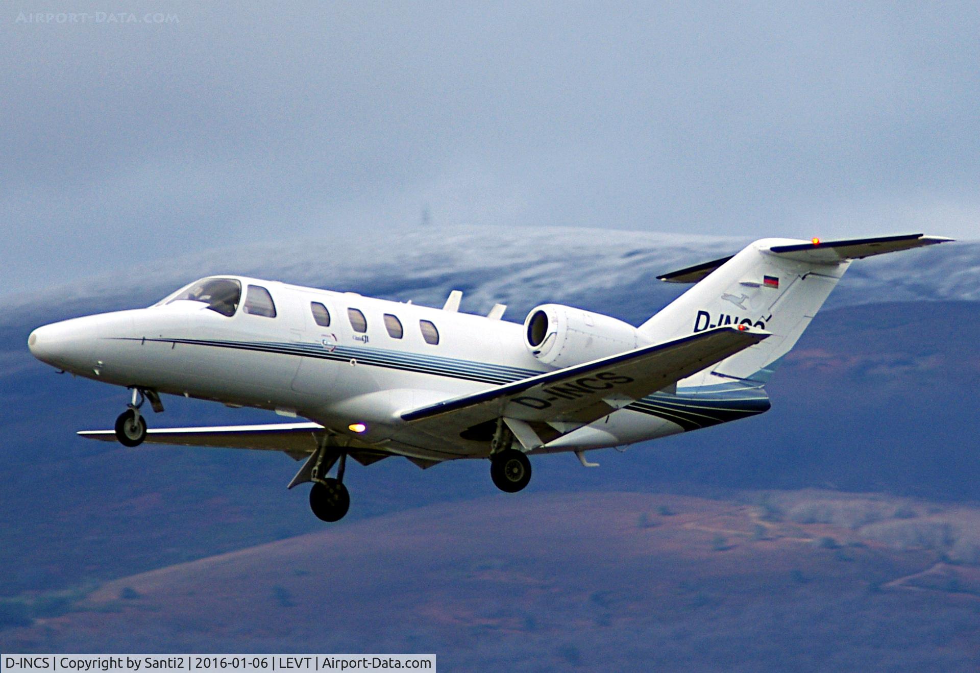 D-INCS, 2001 Cessna 525 CitationJet CJ1 C/N 525-0466, Taking off, RWY22.